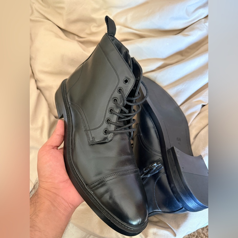 HM Black Boots
